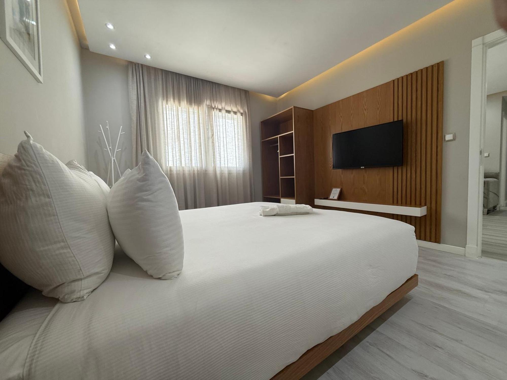 R&S Marina Bay Tanger Apartment Bagian luar foto