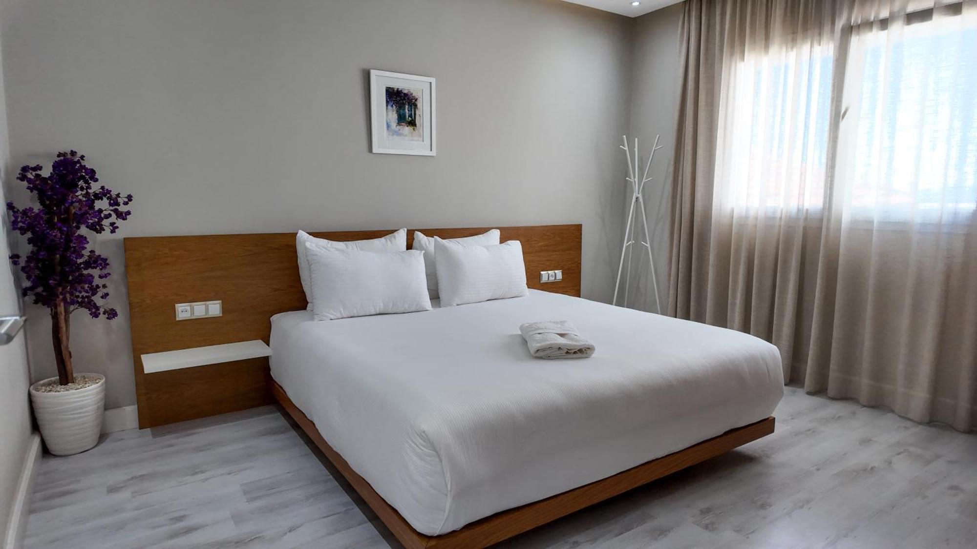 R&S Marina Bay Tanger Apartment Bagian luar foto